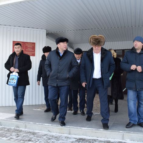 Глава Бурятии Алексей Цыденов посетил КДЦ "Жемчужина" п. Селенгинска.