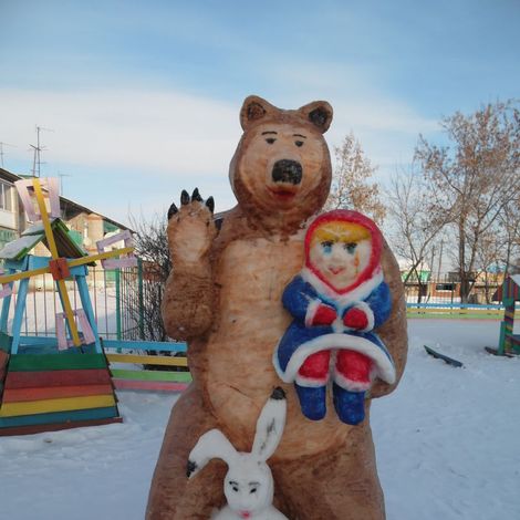 Маша и Медведь из снега, с. Творогово.
